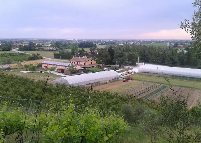 Agriturismo Perugini Couette-café Cesena